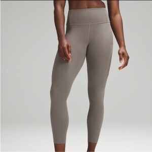 NWT Lululemon fast and free HR tight 25” in carbon dust